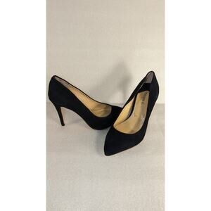Gianni Bini, the Sampras Suede Pointed Toe Pumps Size 6 M